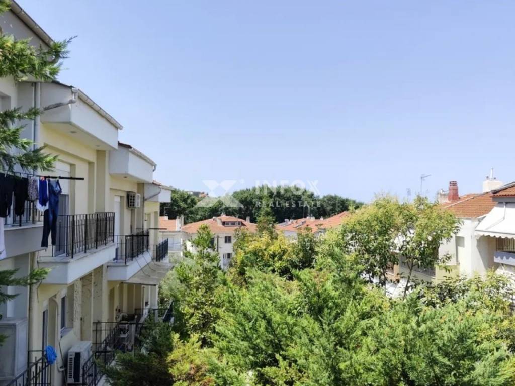 Θέα από μπαλκόνι