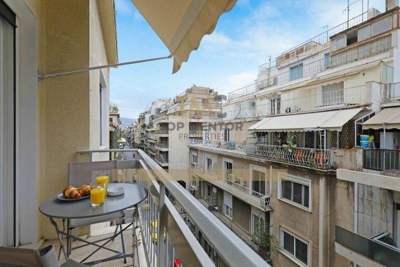 Θέα από μπαλκόνι