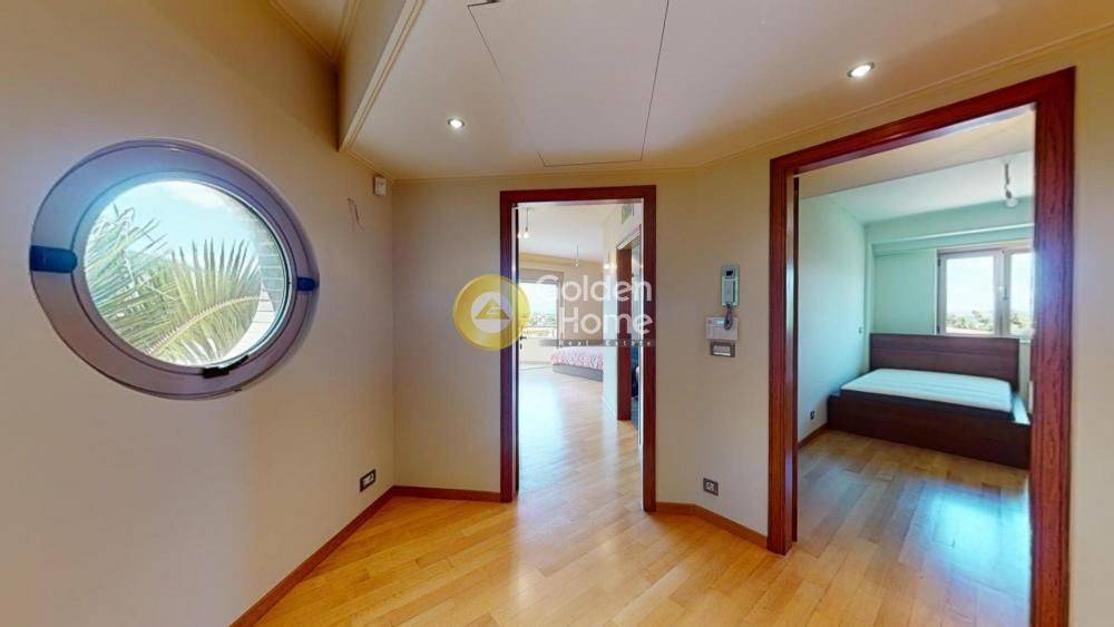 Χολ - Διάδρομος