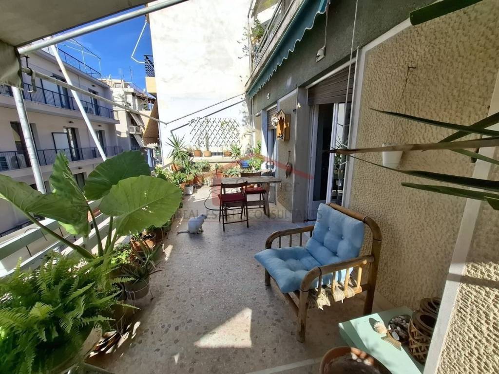 Θέα από μπαλκόνι