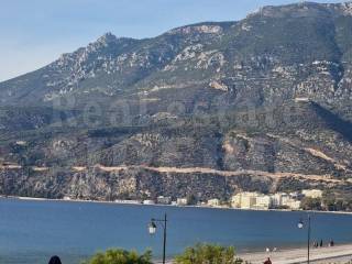 THEA THALASSA KAI BOYNO