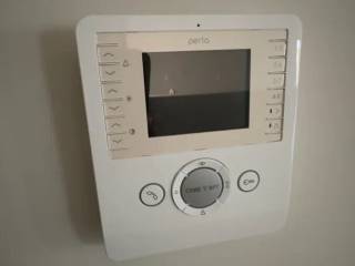 θυροτηλεόραση