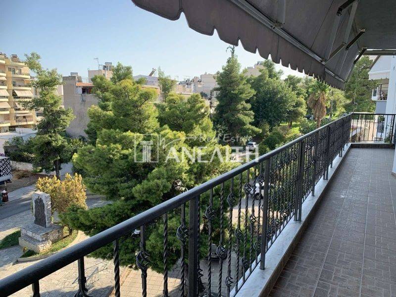 Θέα από μπαλκόνι