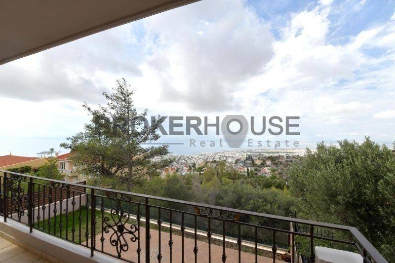 Θέα από μπαλκόνι