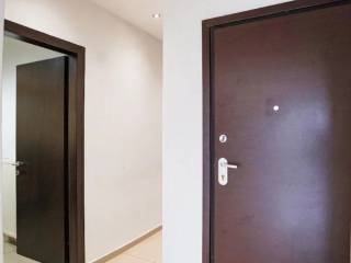 Forumland Real Estate, Είσοδος