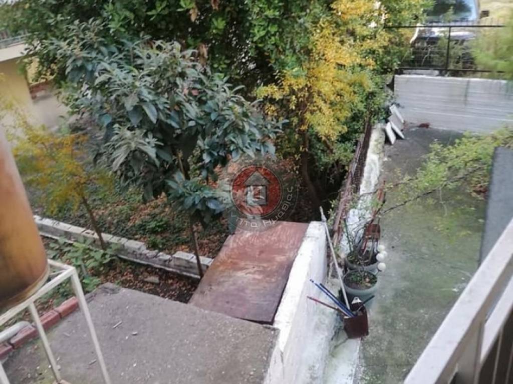 Θέα από μπαλκόνι