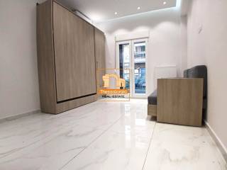 Ντεπώ, Στούντιο, 25 τ.μ.