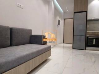 Ντεπώ, Στούντιο, 25 τ.μ.