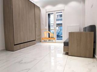 Ντεπώ, Στούντιο, 25 τ.μ.