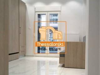 Ντεπώ, Στούντιο, 25 τ.μ.