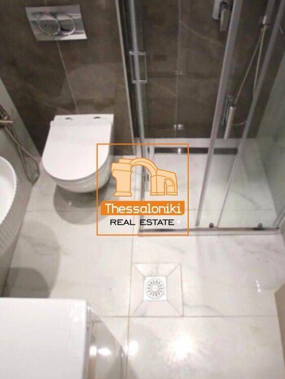 Ντεπώ, Στούντιο, 25 τ.μ.