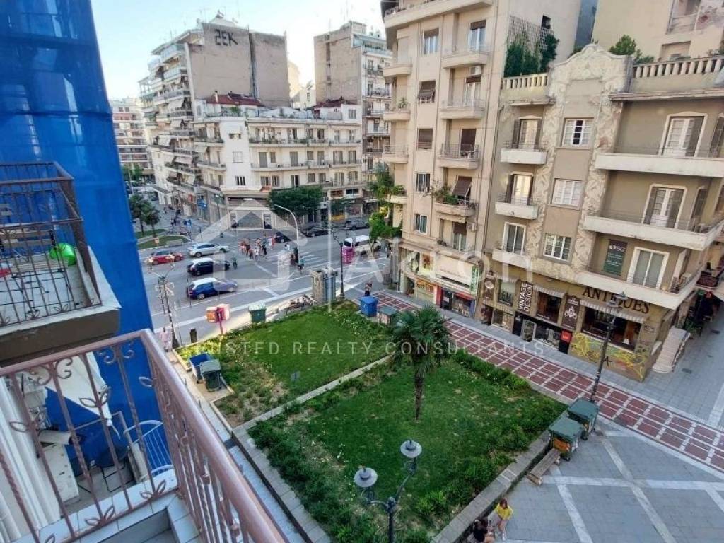 Θέα από μπαλκόνι