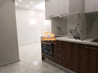 Ντεπώ, Γκαρσονιέρα, 37 τ.μ.