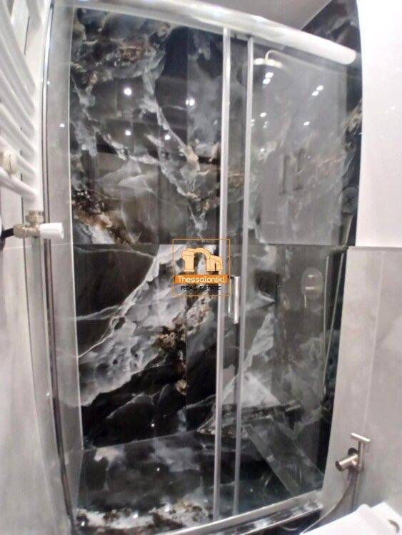 Ντεπώ, Γκαρσονιέρα, 37 τ.μ.