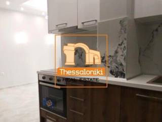 Ντεπώ, Γκαρσονιέρα, 37 τ.μ.