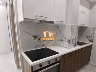 Ντεπώ, Γκαρσονιέρα, 37 τ.μ.