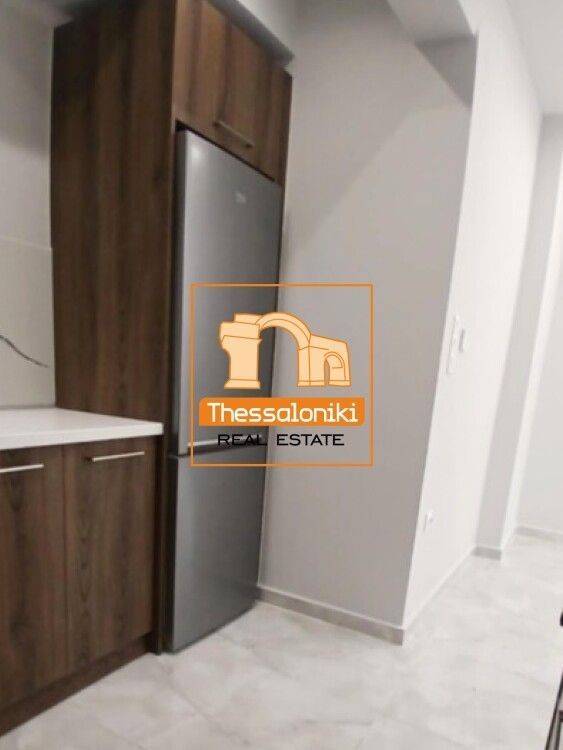 Ντεπώ, Γκαρσονιέρα, 37 τ.μ.