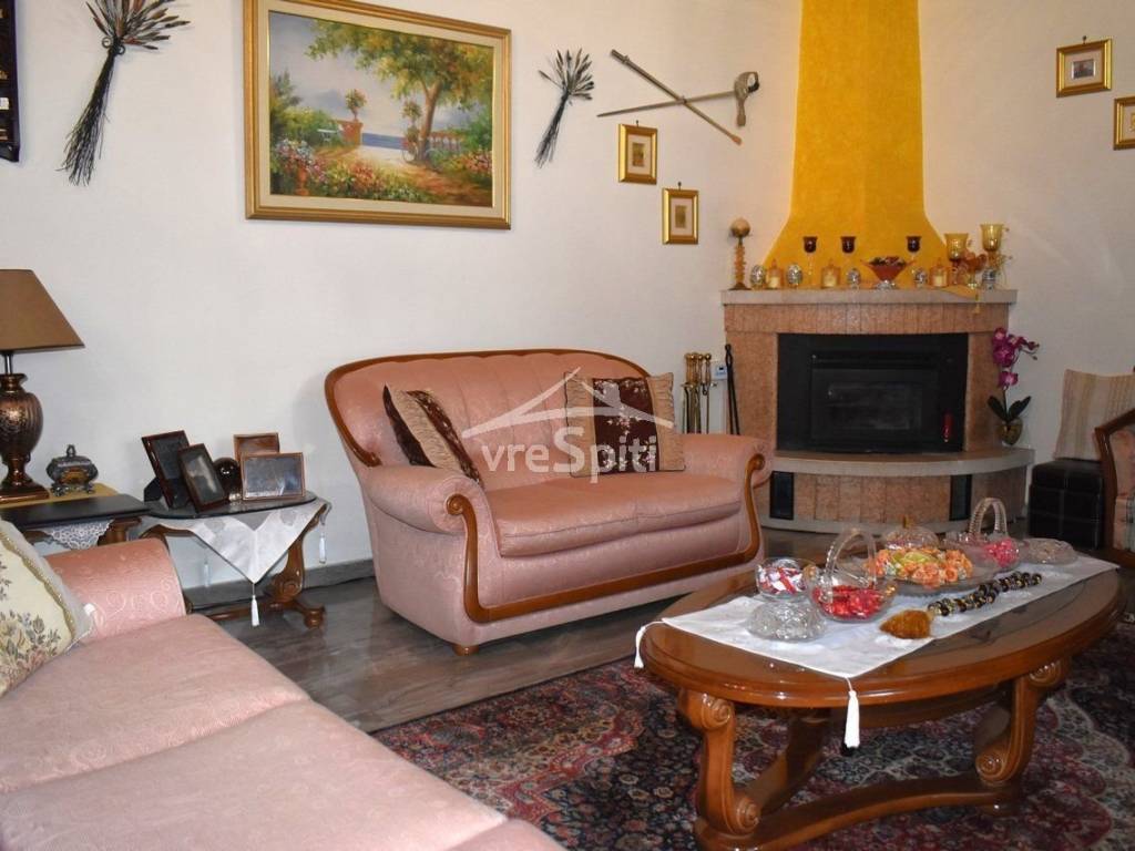 ESOTERIKE APOPSE DIAMERISMATOS