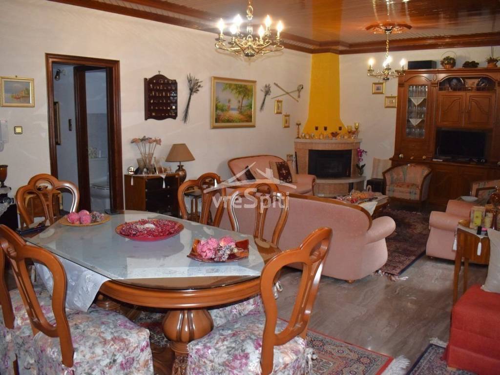 ESOTERIKE APOPSE DIAMERISMATOS