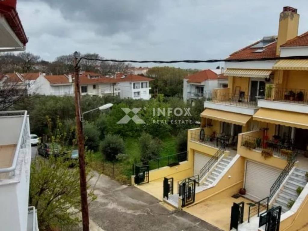 Θέα από μπαλκόνι