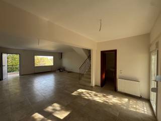 Saloni,koyzina,1os orophos