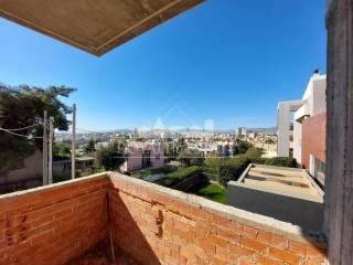 Θέα από μπαλκόνι