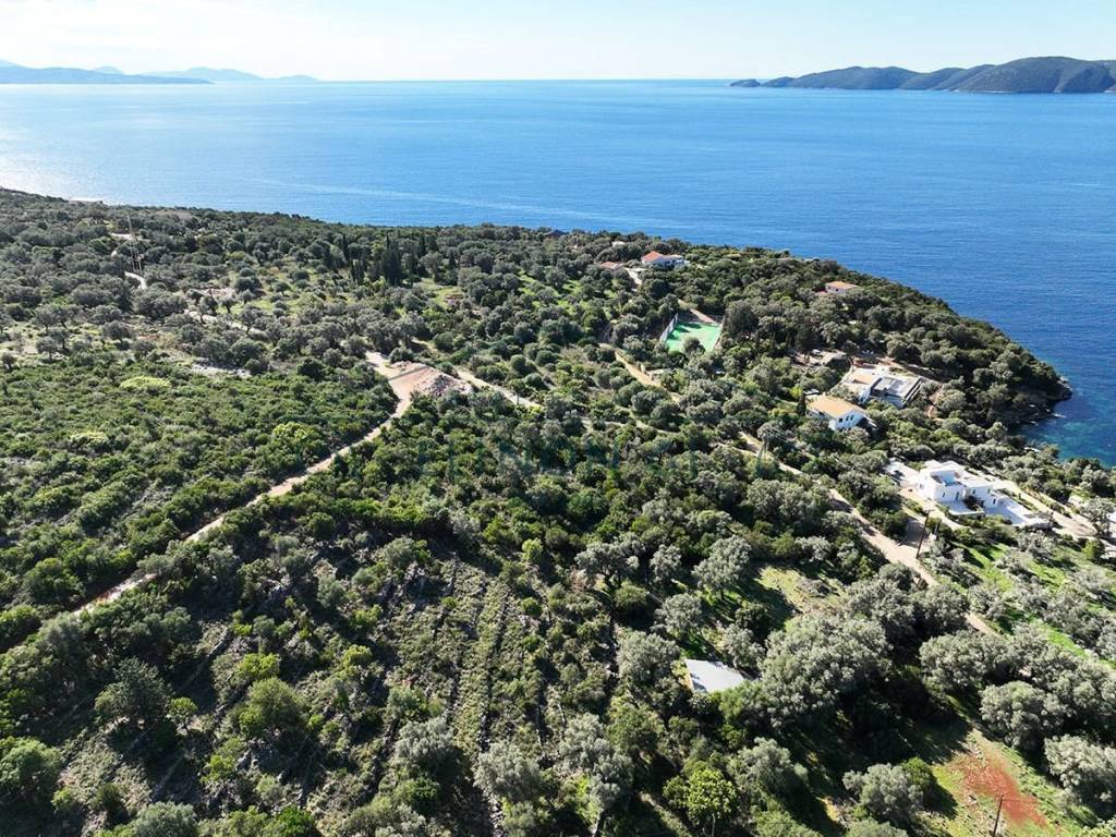 Το αγροτεμάχιο από ψηλά