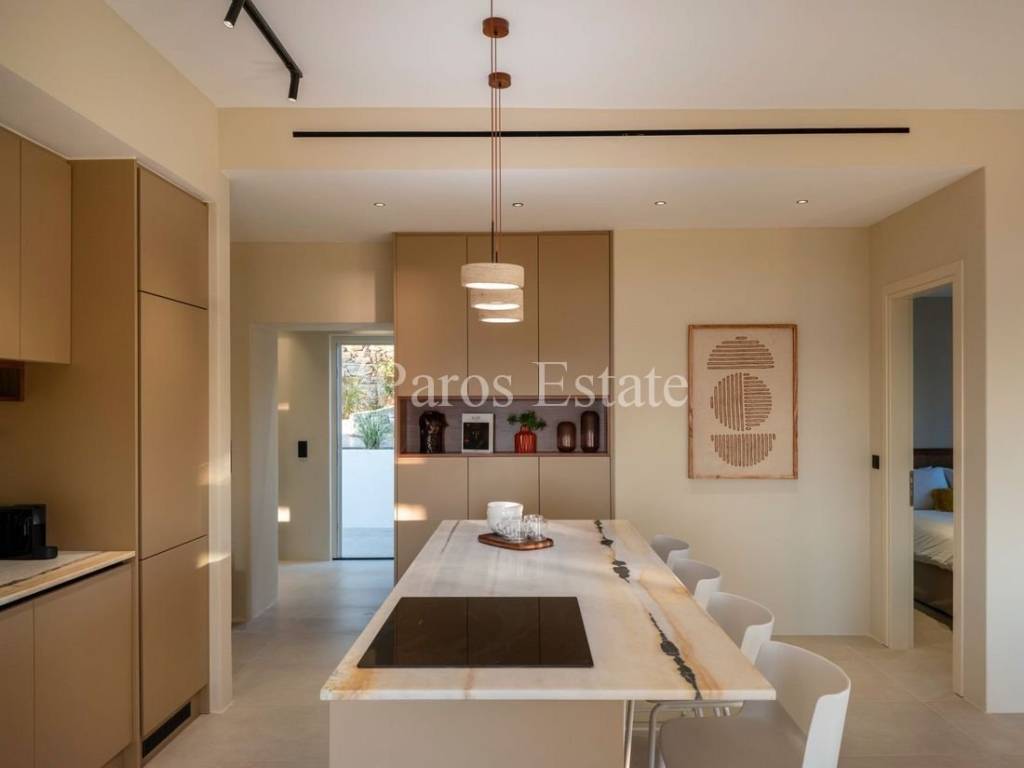 Elioloysto open plan saloni me koyzina kai trapezaria