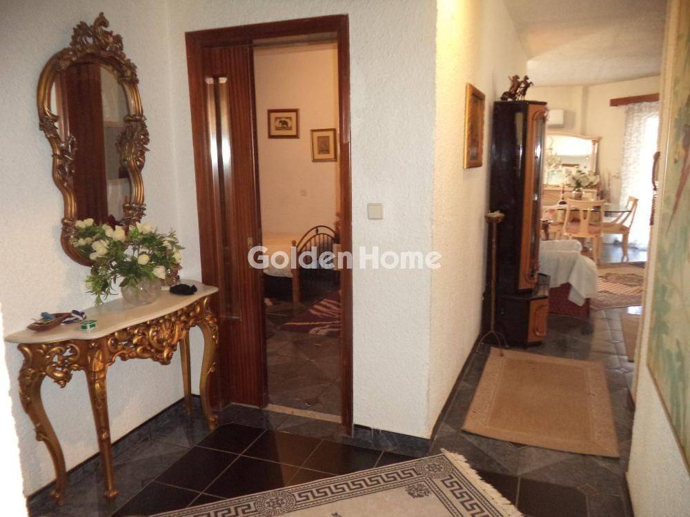 Χολ - Διάδρομος