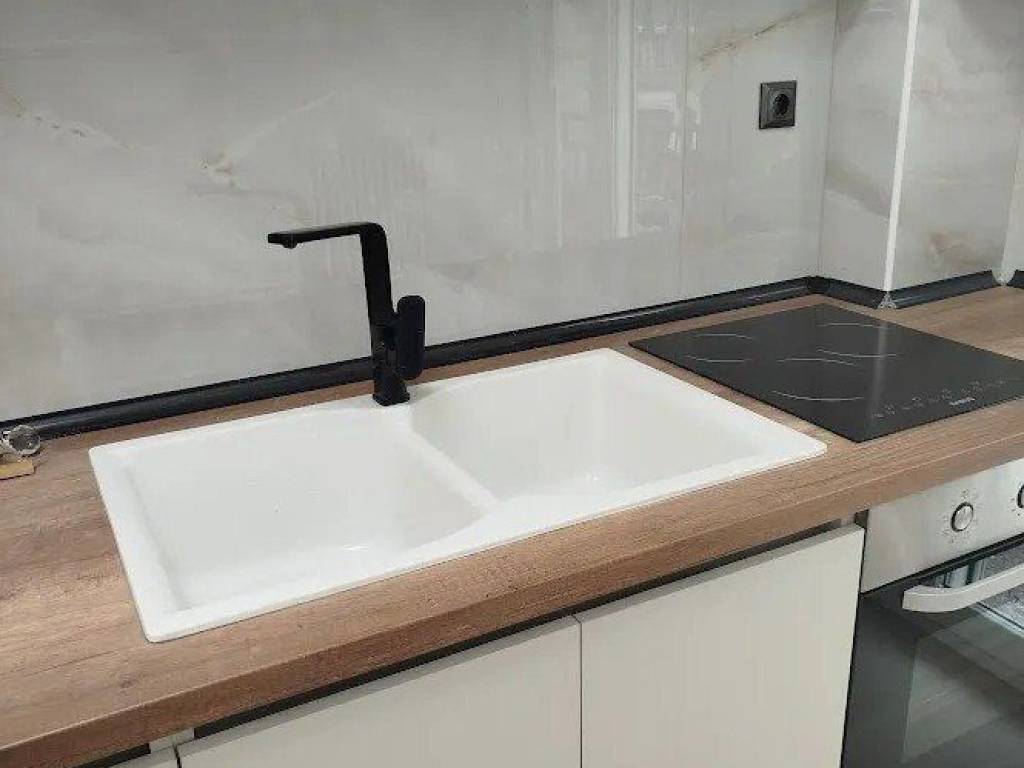 Forumland Real Estate, Κουζίνα