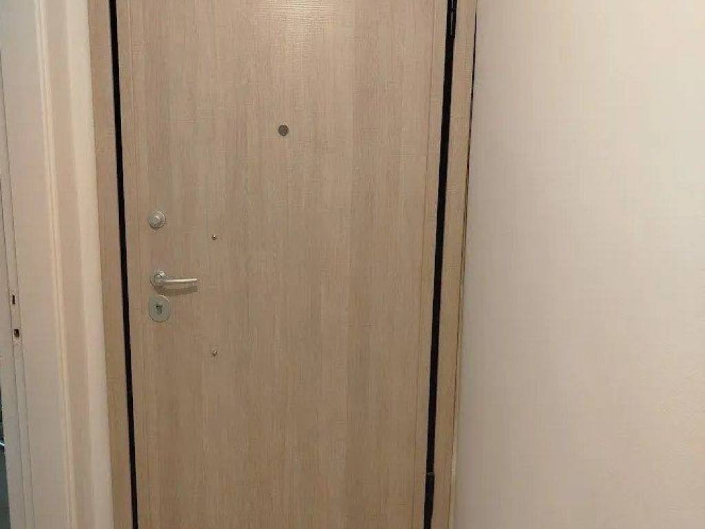 Forumland Real Estate, Είσοδος