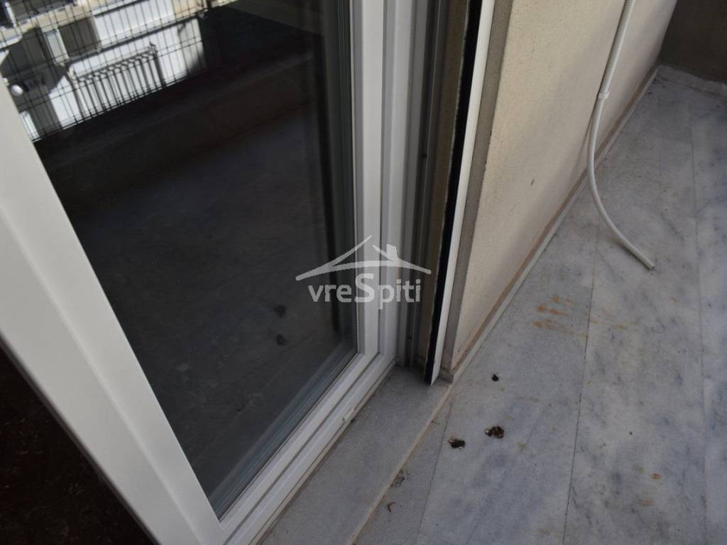 ΜΠΑΛΚΟΝΙ ΚΑΘΙΣΤΙΚΟΥ