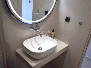 ΑΠΟΨΗ ΜΠΑΝΙΟΥ