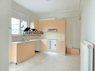 Aytonome koyzina me apothekeytikoys choroys