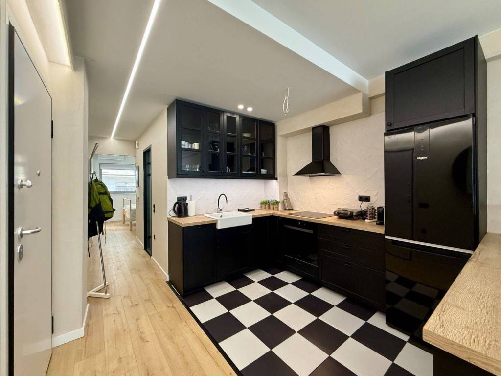 exarcheia_residential_apartment_for_sale