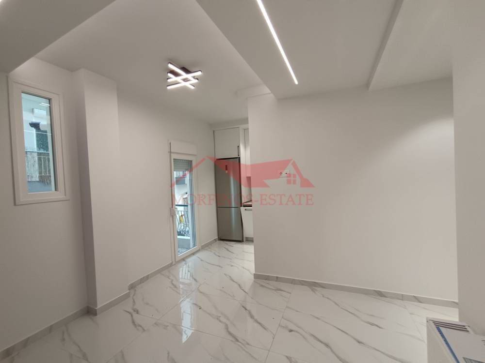 Σαλοκουζίνα