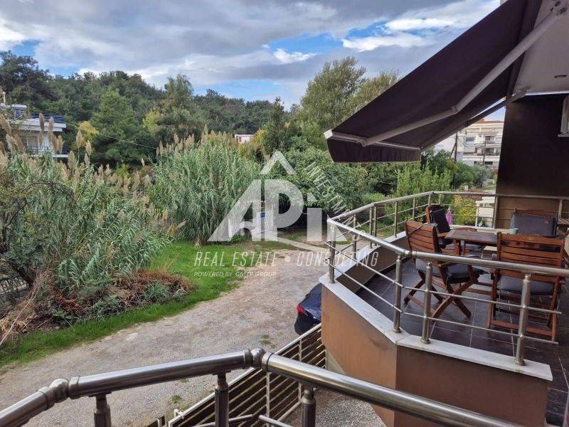 Θέα από μπαλκόνι