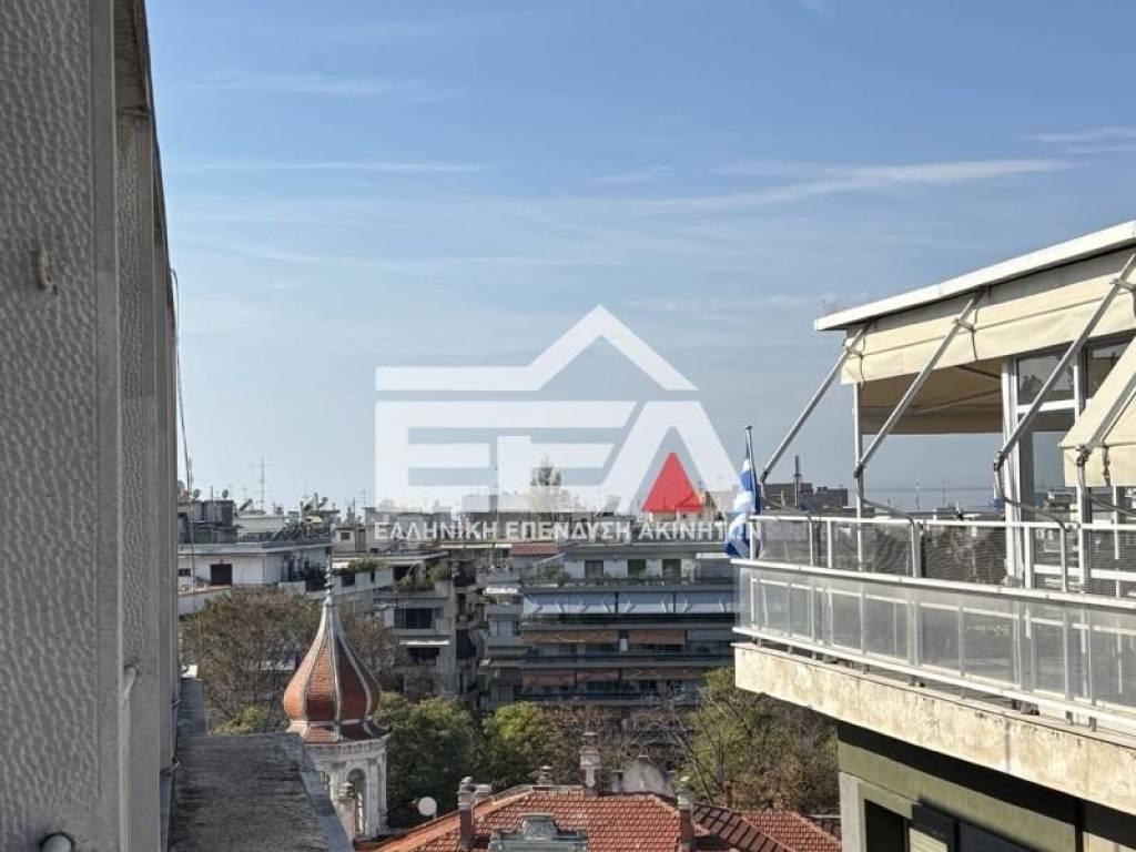 Θέα από μπαλκόνι