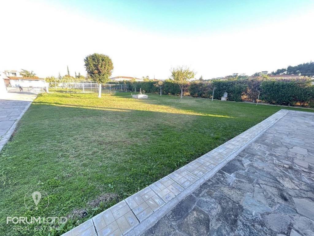 Forumland Real Estate, Κήπος