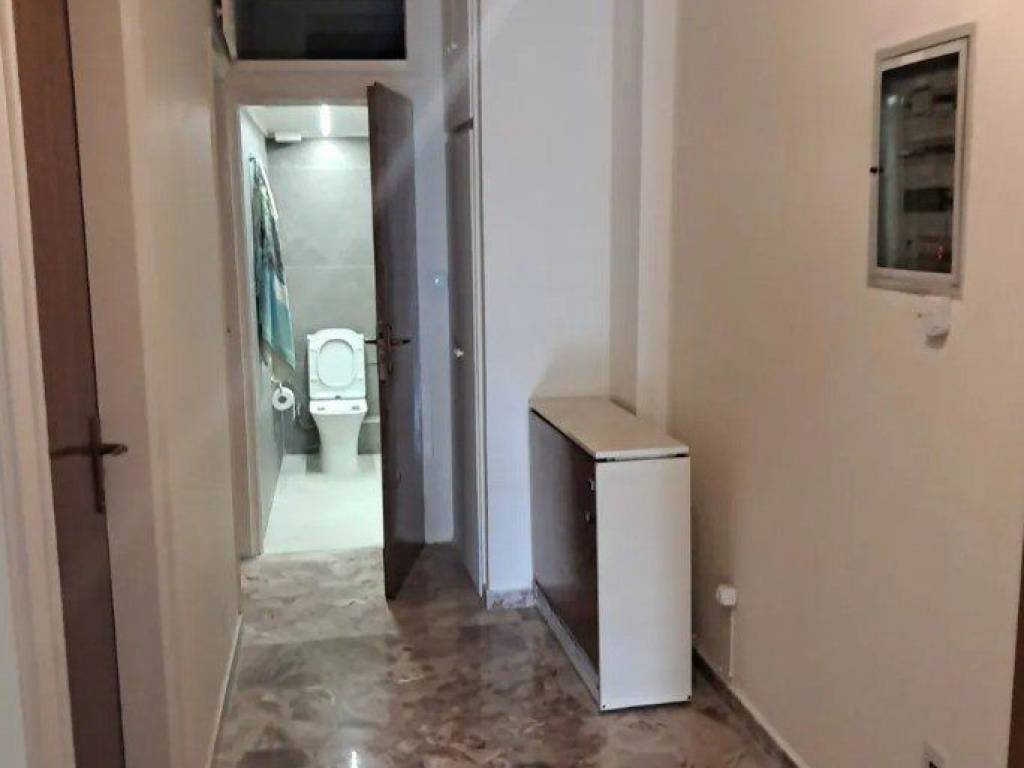 Forumland Real Estate, Χωλ