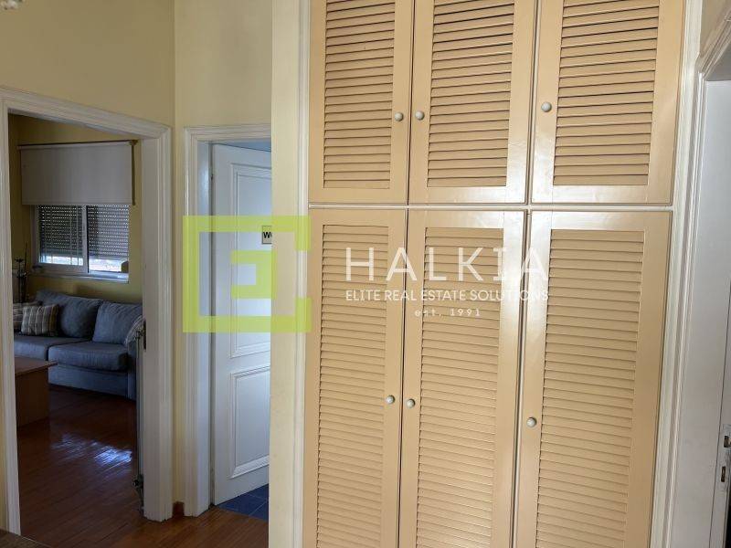 ντουλάπα ορόφου