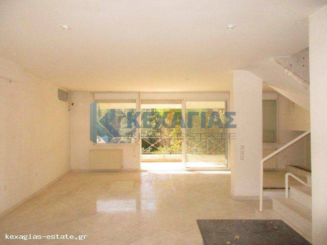 ΚΕΝΤΡΙΚΟ ΣΑΛΟΝΙ ΑΝΩΓΕΙΟΥ