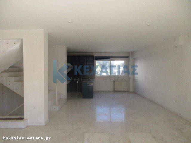 ΚΕΝΤΡΙΚΟ ΣΑΛΟΝΙ ΑΝΩΓΕΙΟΥ