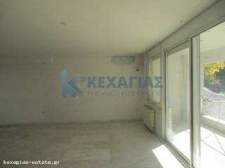 ΚΕΝΤΡΙΚΟ ΣΑΛΟΝΙ ΑΝΩΓΕΙΟΥ