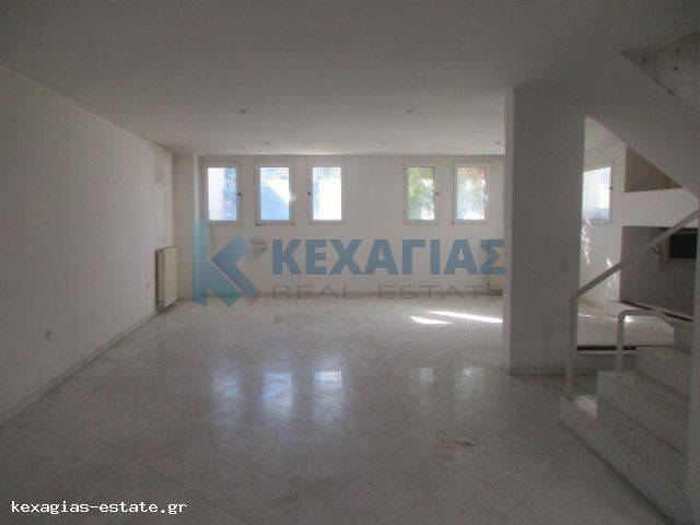 ΣΑΛΟΝΙ ΗΜΙΥΠΟΓΕΙΟΥ