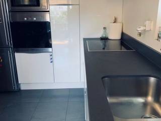 κουζινα σε διαμέρισμα με θέα, Αμπελόκηποι 01