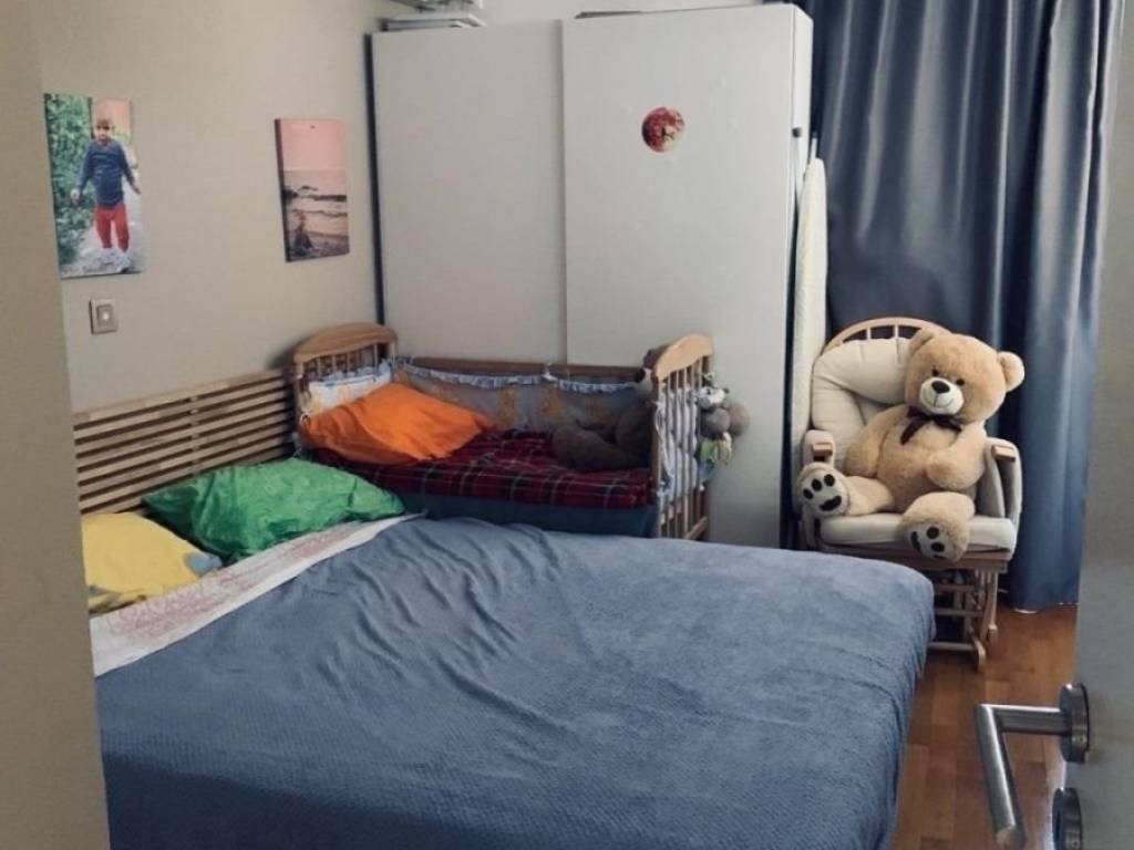 υπνοδωμάτιο σε διαμέρισμα με θέα, Αμπελόκηποι 01