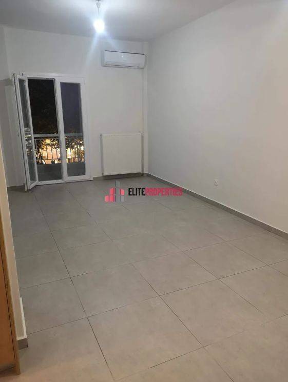 ΣΑΛΟΚΟΥΖΙΝΑ(ΣΑΛΟΝΙ)