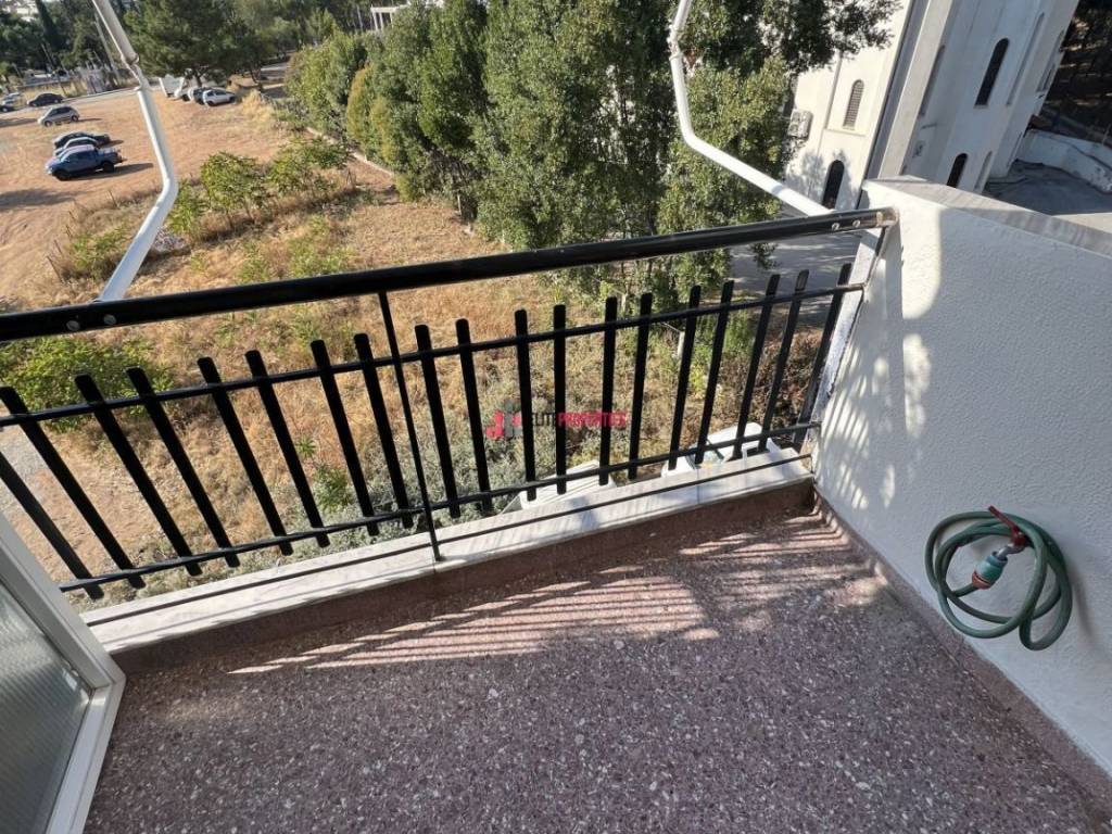 μπροστα μπαλκονι με θεα