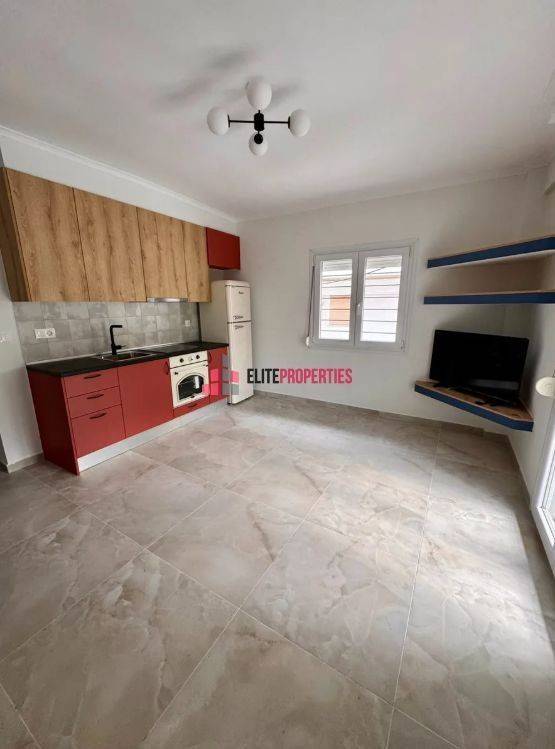 ΣΑΛΟΚΟΥΖΙΝΑ